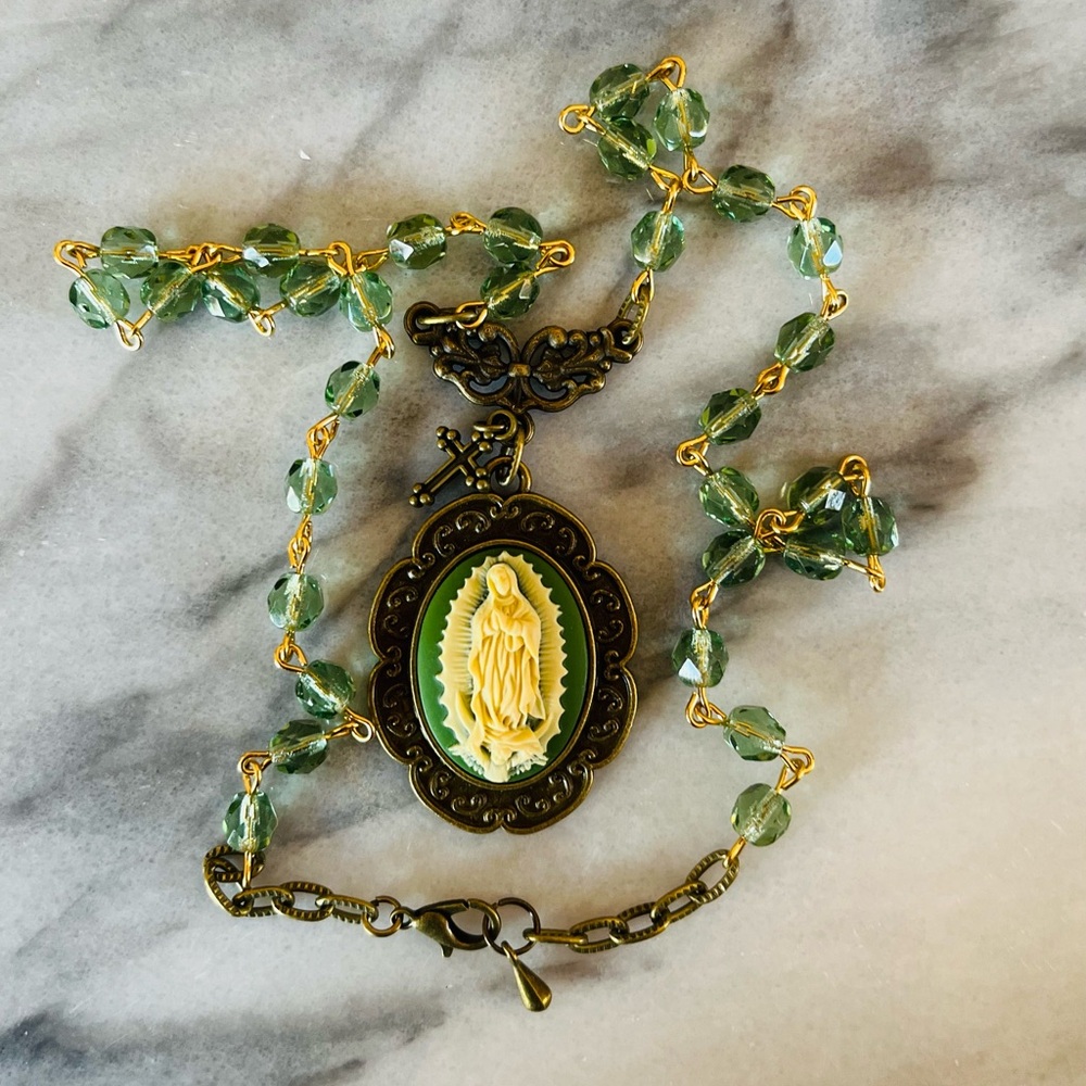 Vintage Style Guadalupe Cream on Green Cameo Necklace, Austrian Peridot Crystals - Picture 12 of 17